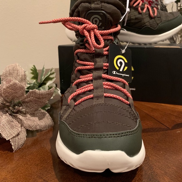 Champion Loren Snow Jogger boots Olive NWT - Picture 3 of 7